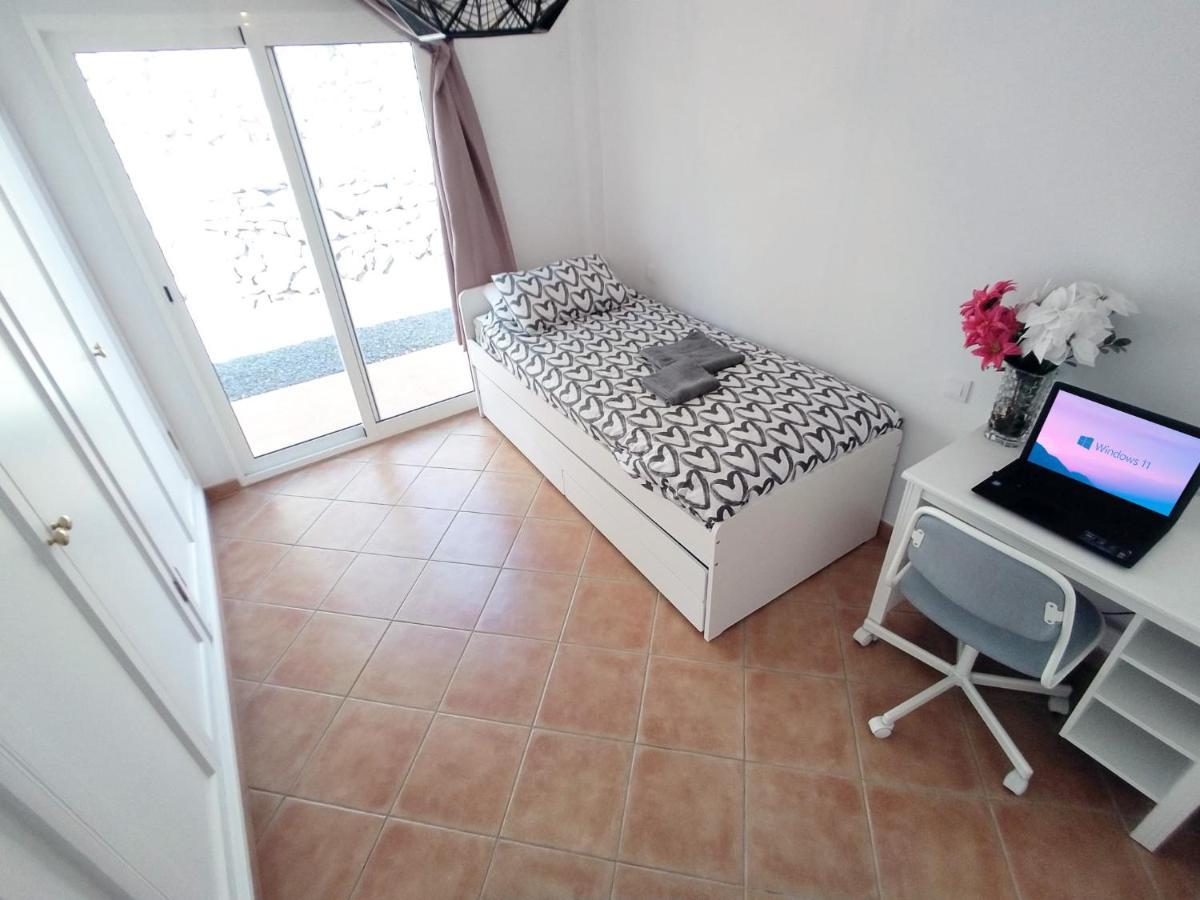 הוילה טרחלחו Casa Geminis, Relax, Sol Y Jacuzzi מראה חיצוני תמונה