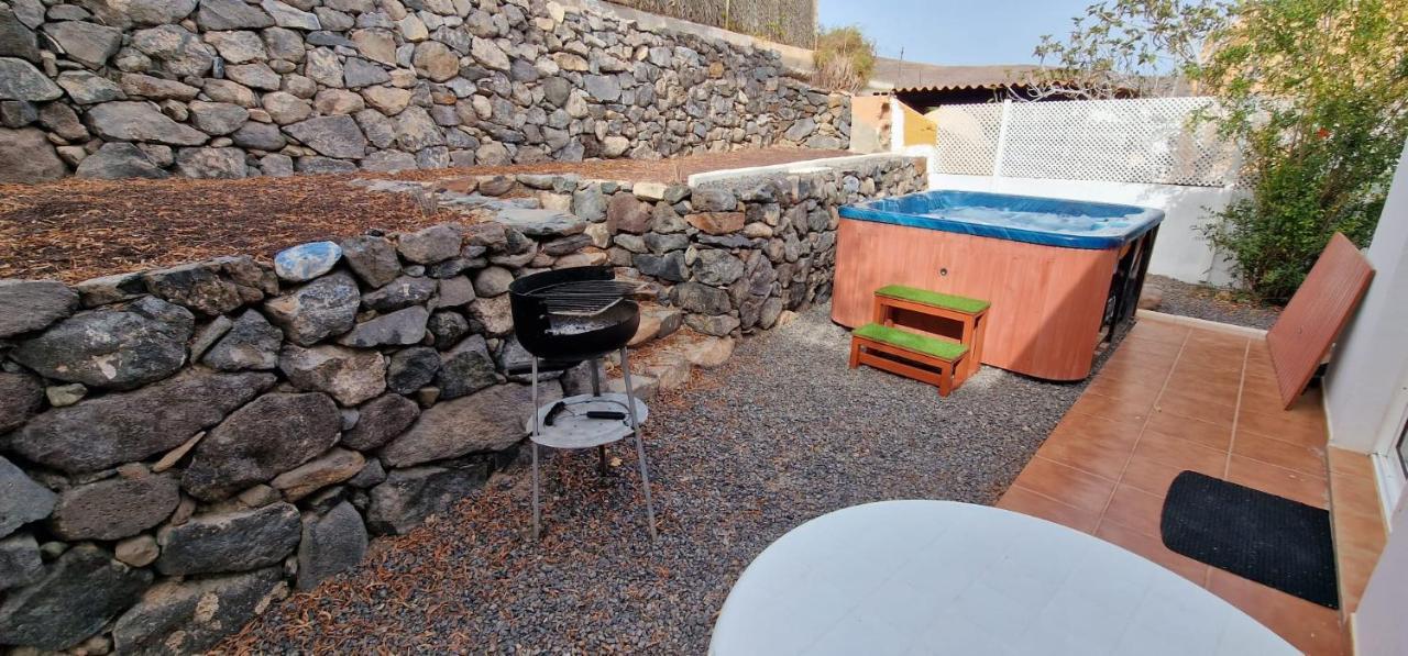 הוילה טרחלחו Casa Geminis, Relax, Sol Y Jacuzzi מראה חיצוני תמונה